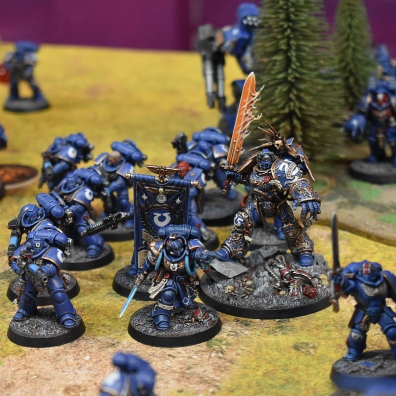 That's my Ultramarines vs Tyranids starter set here, all ready to