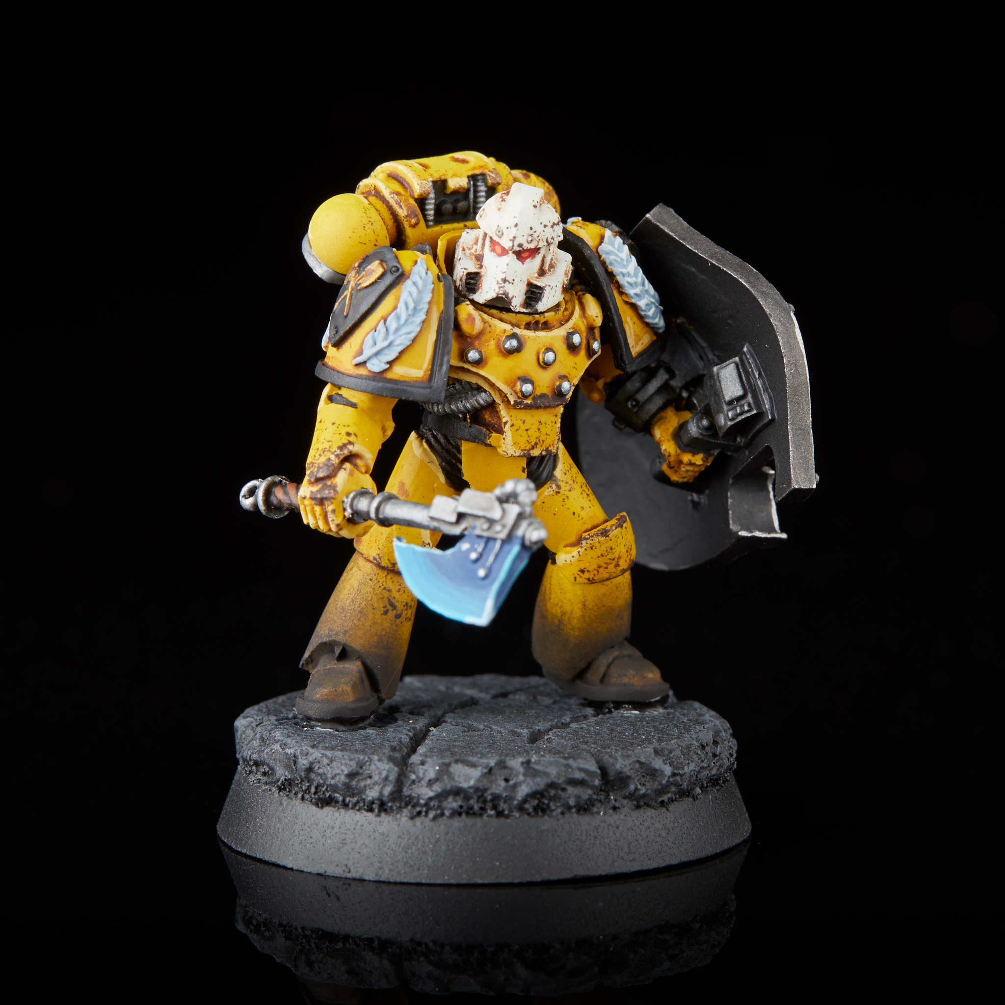 Rogal Dorn, Primarch of the Imperial Fists