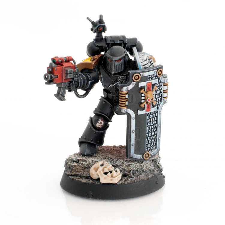 Deathwatch Imperial Fist with Storm Shield