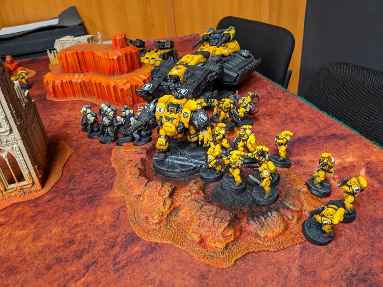 Imperial Fists deploy