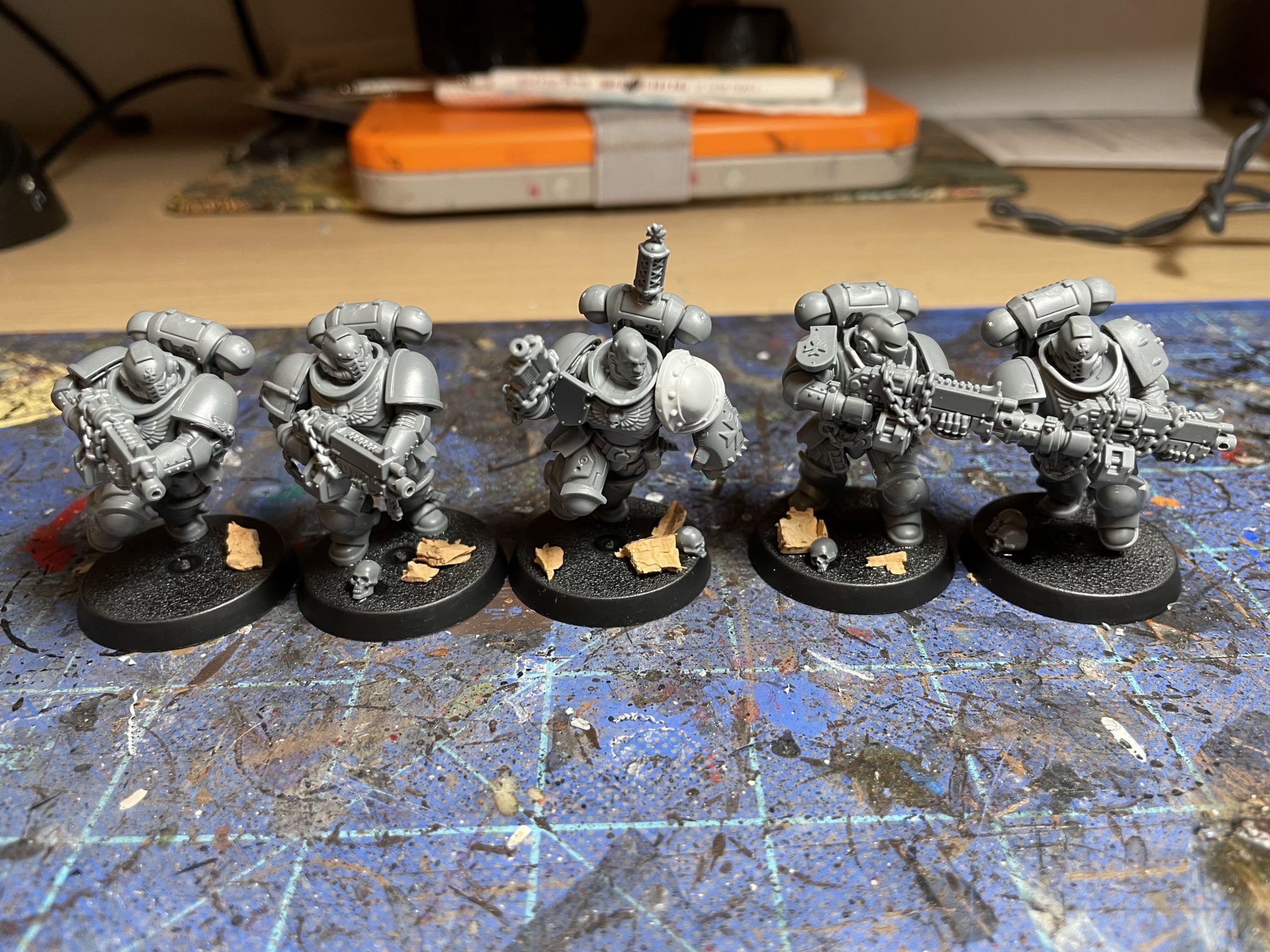 Model Review: The Black Templars Army Box | Goonhammer