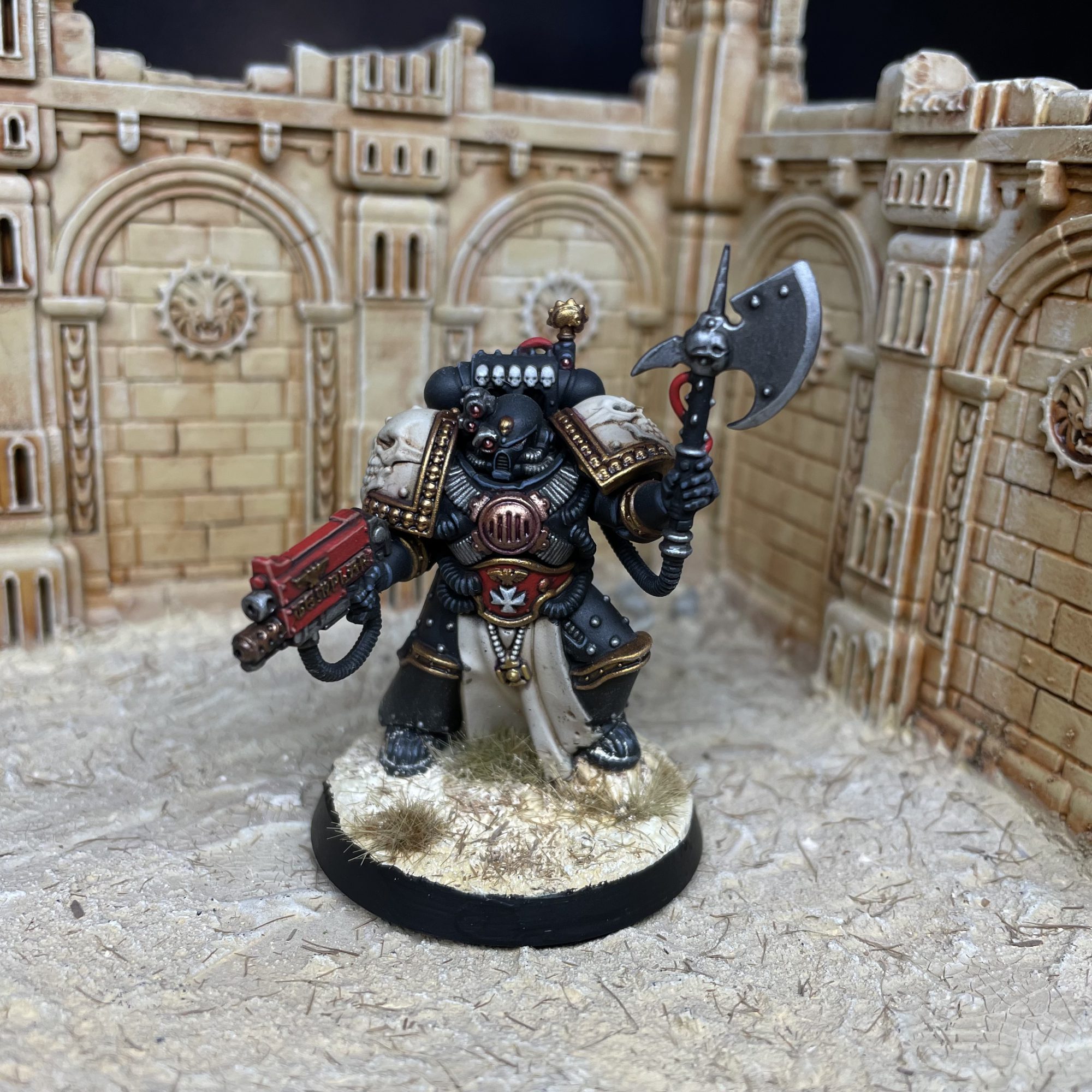 Black Templars Castellan - Credit: Colin Ward