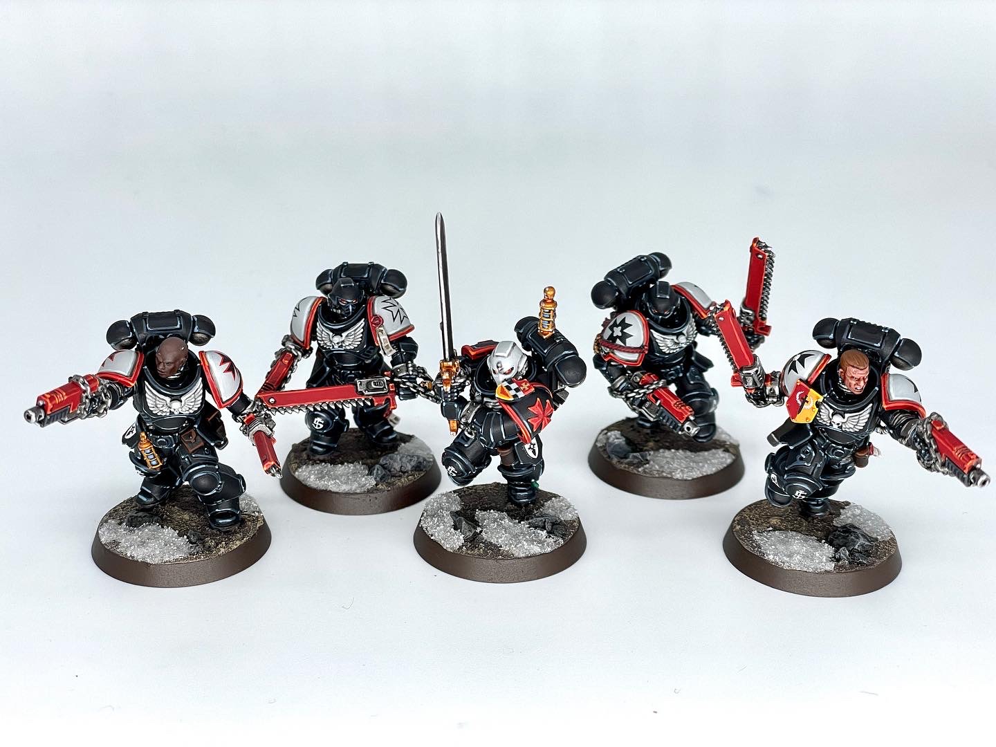 Assault Intercessors + Paints Set Review - Must Contain Minis