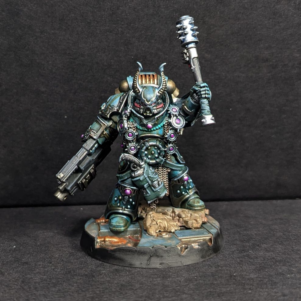 If all of the loyalist and traitors went head to head in a fair fight (No chaos powers), who would win? : r/Warhammer30k