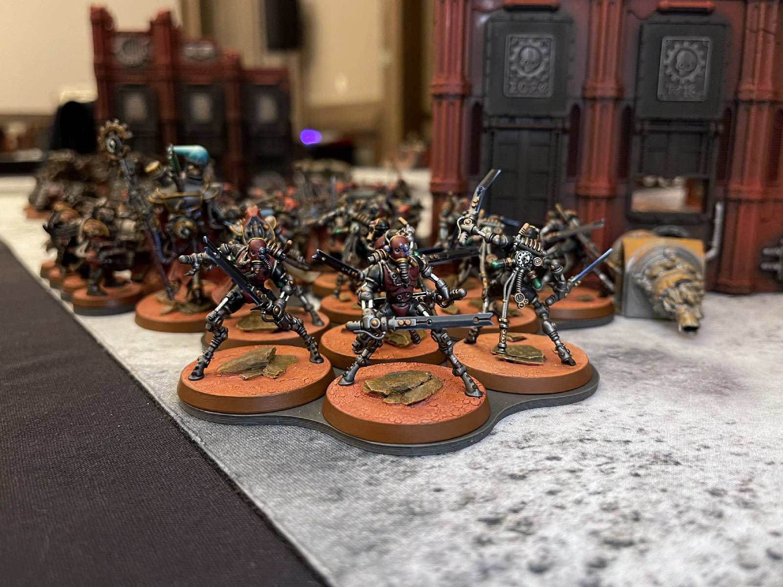 Sicarian Ruststalkers on Magnet Baron movement trays