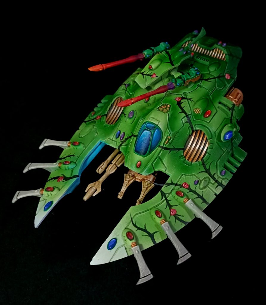 Wave Serpent with Bright Lances painted in Biel-Tan colours