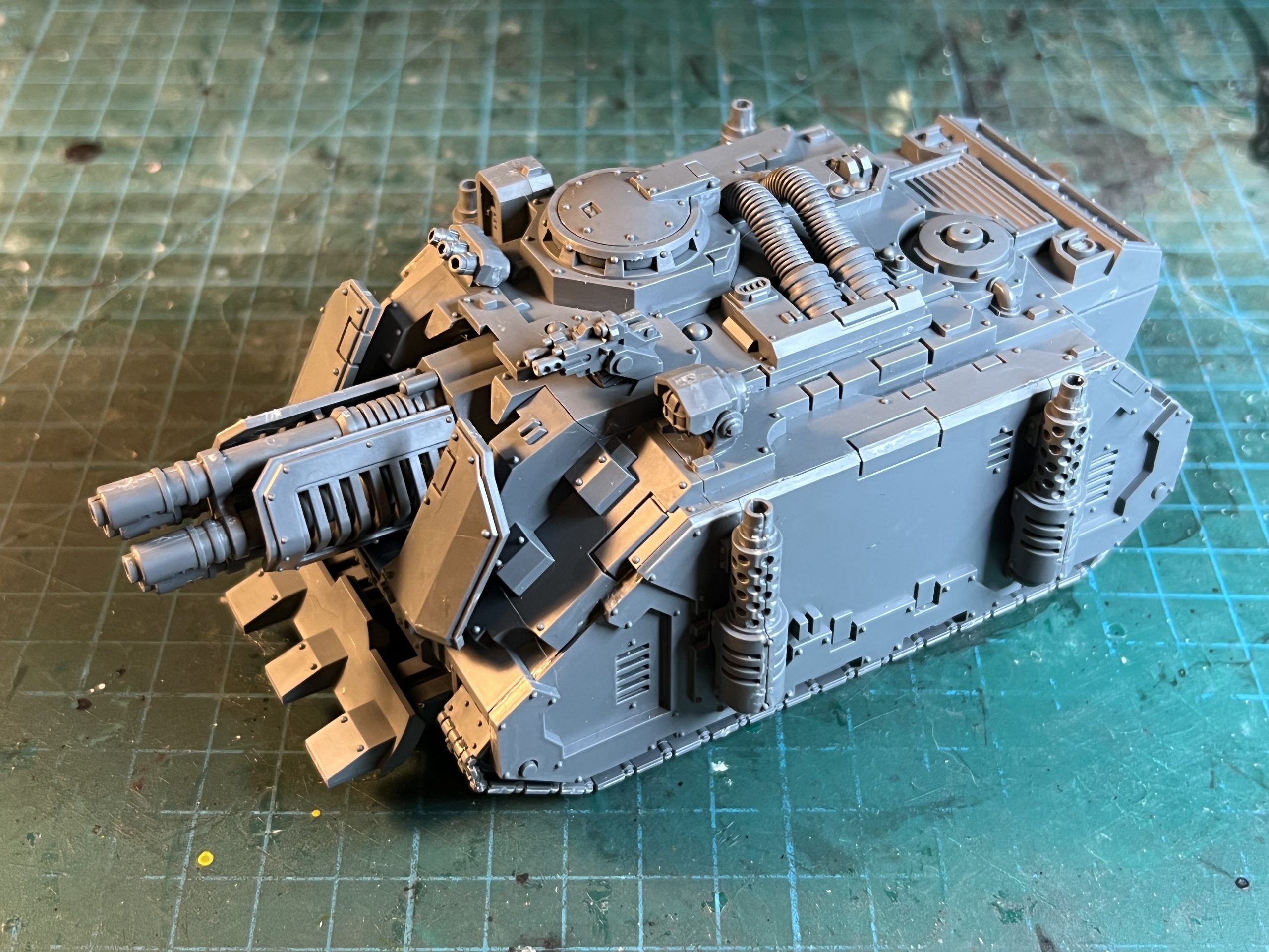 Horus Heresy Model Review: Vindicator Siege Tank | Goonhammer